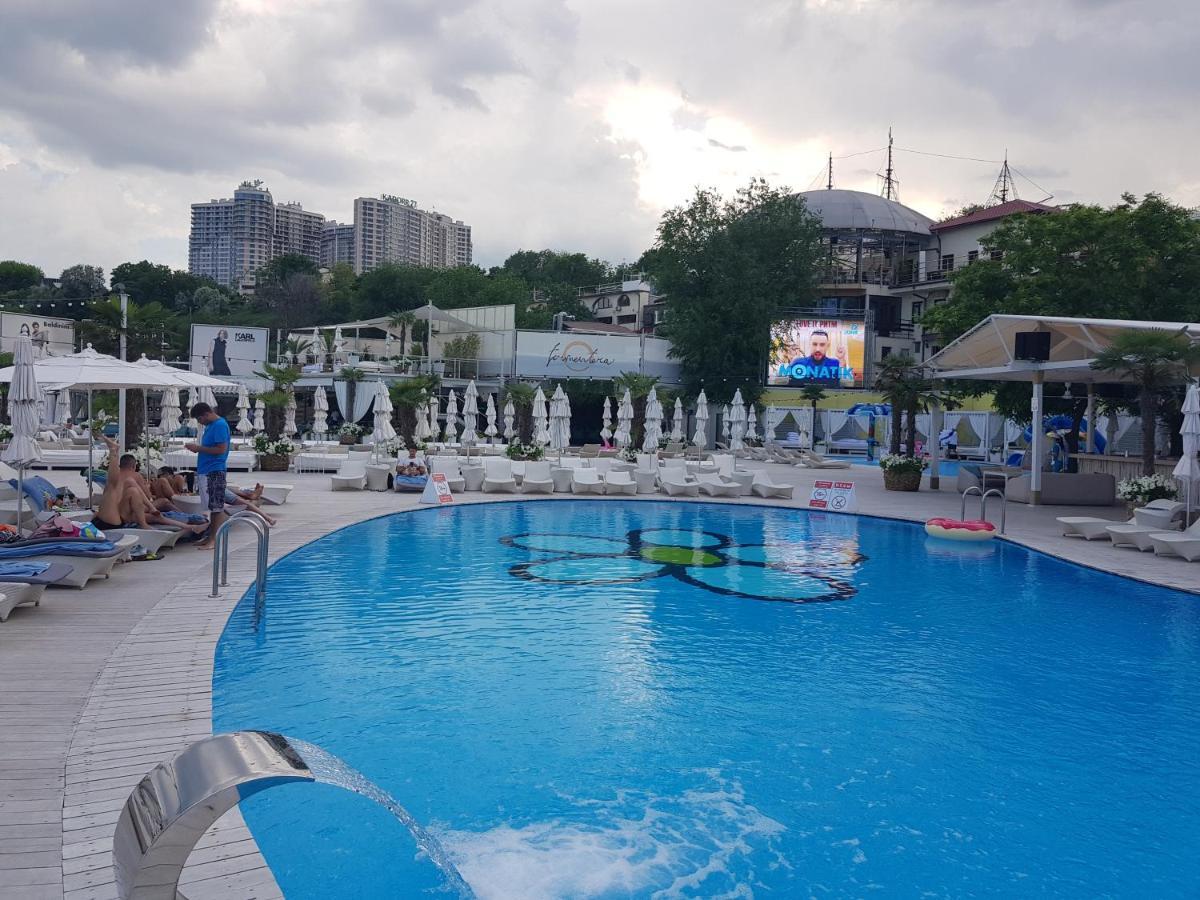 Arcadia Sky Appartement Odessa Buitenkant foto